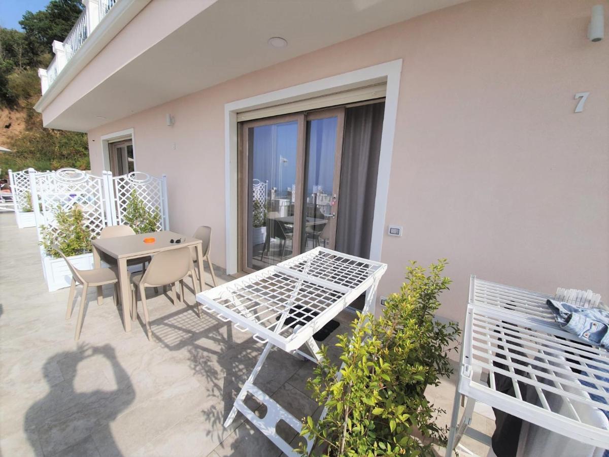Appartamenti Borgo Panoramico N 9 โตรเปอา ภายนอก รูปภาพ