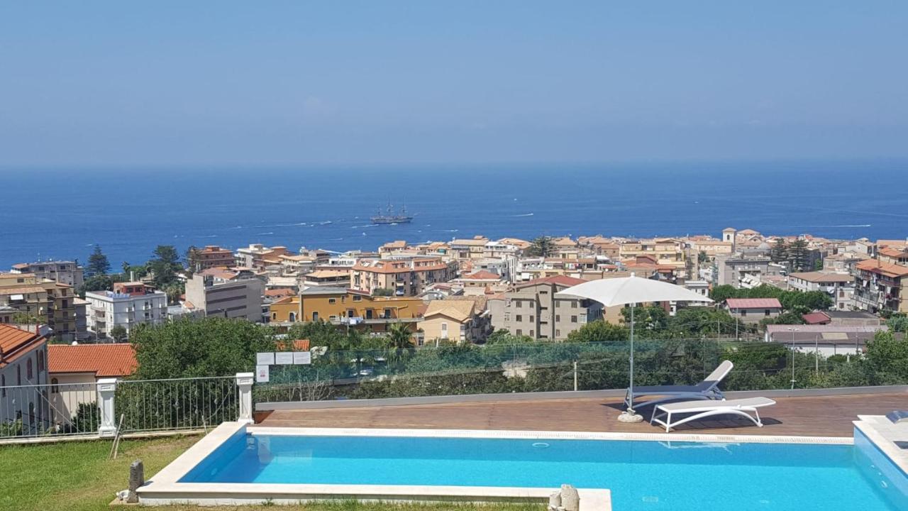 Appartamenti Borgo Panoramico N 9 โตรเปอา ภายนอก รูปภาพ