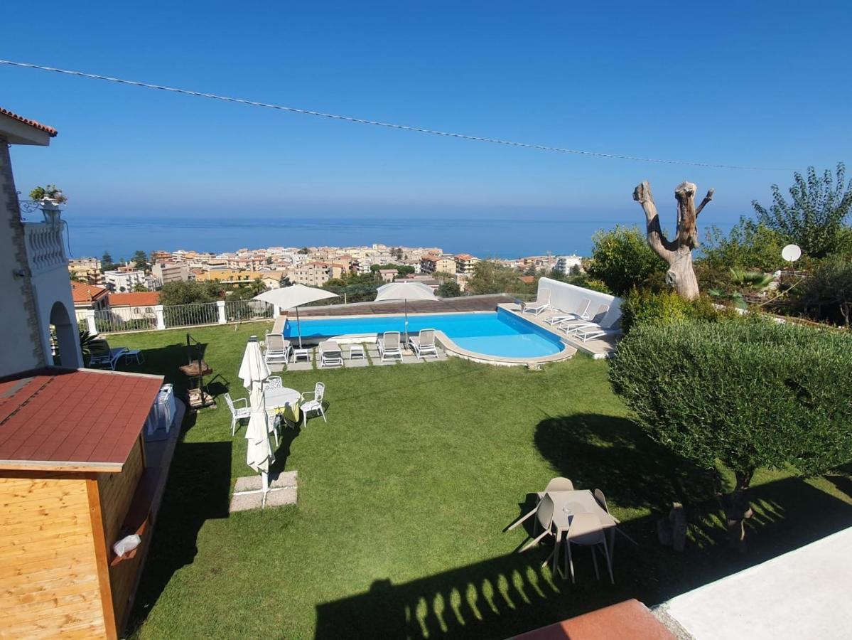 Appartamenti Borgo Panoramico N 9 โตรเปอา ภายนอก รูปภาพ